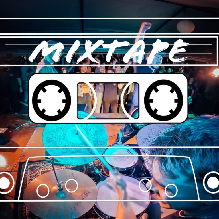 Mixtape perform live and free at SS&A Albury!