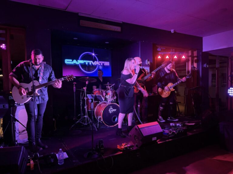 Captivate Band